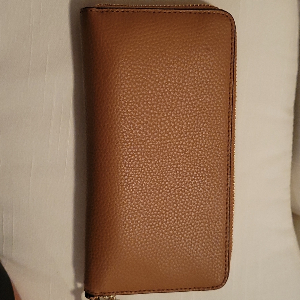 Coach Wallet - Picture 3 of 4
